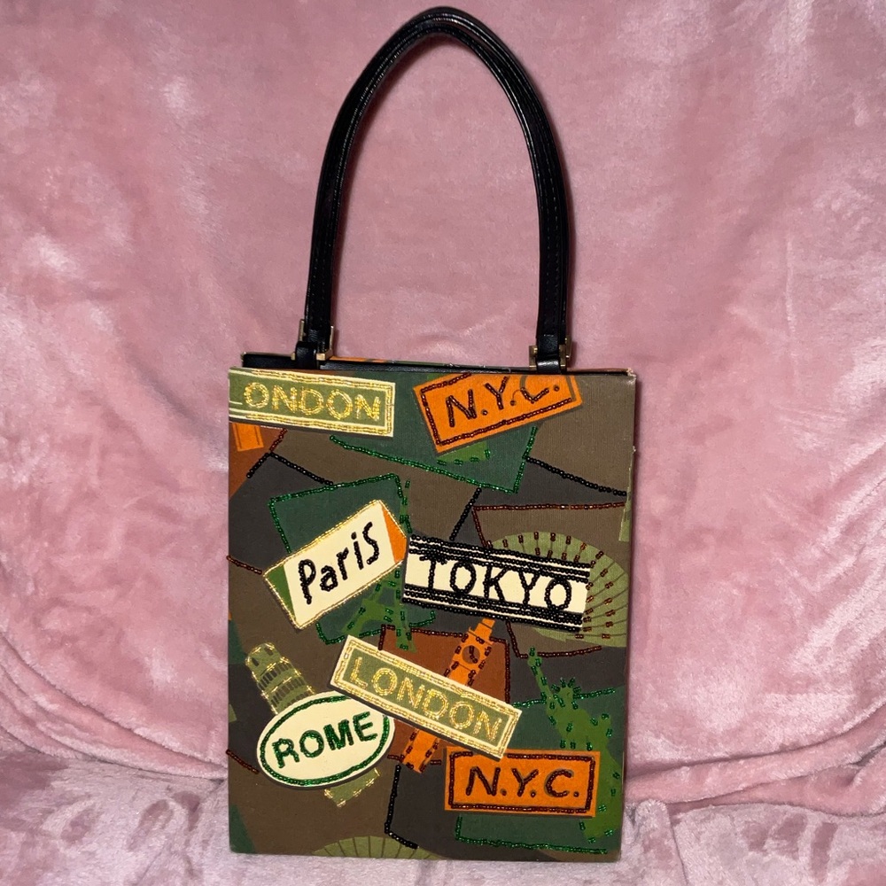 Prezzo world traveler crossbody bag